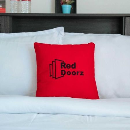 Reddoorz Plus Near Mango Avenue סבו מראה חיצוני תמונה