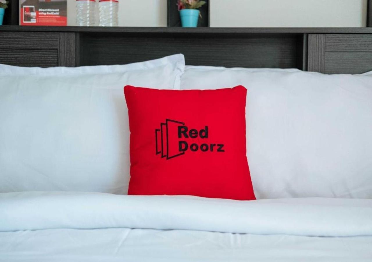 Reddoorz Plus Near Mango Avenue סבו מראה חיצוני תמונה